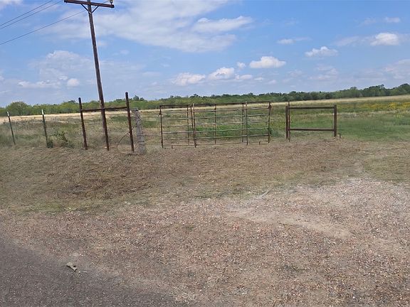 3rd image of 1 County Road 4043