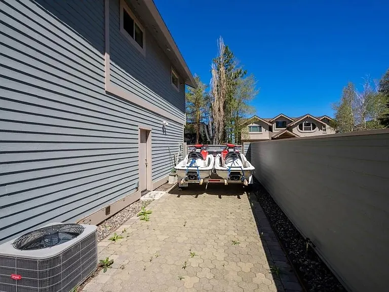 314 Beach Dr — Photo 31
