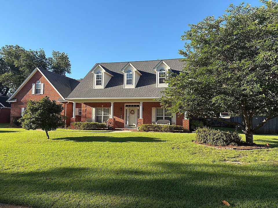1st image of 102 Harrison Ct
