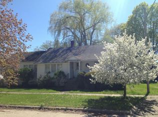 1921 Vanderlinde St, Muskegon, MI 49441