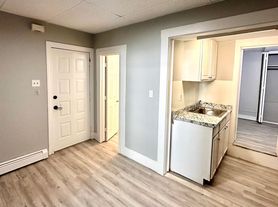 273 Maverick St, Boston, MA