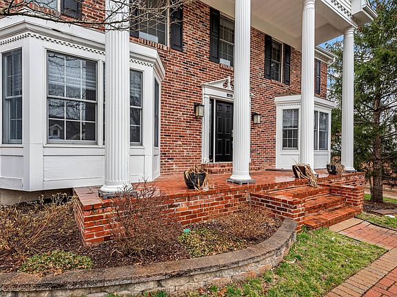 2nd image of 212 Hibler Oaks Dr