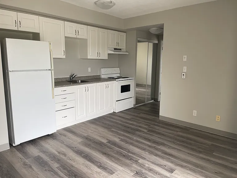 593 Strasburg Rd — Photo 11