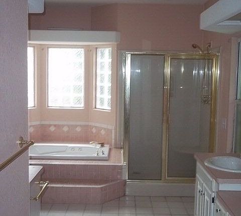 4th image of 9092 Woodland Dr