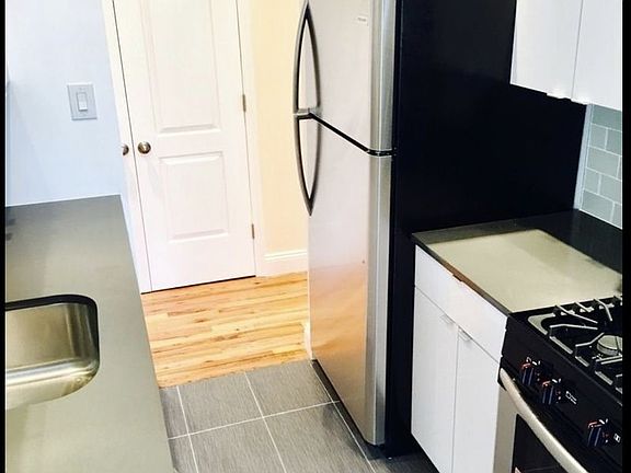 2nd image of 21303 41st Ave APT 3A