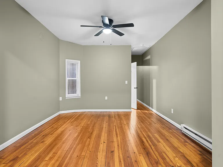 247 Main St #5 — Photo 9