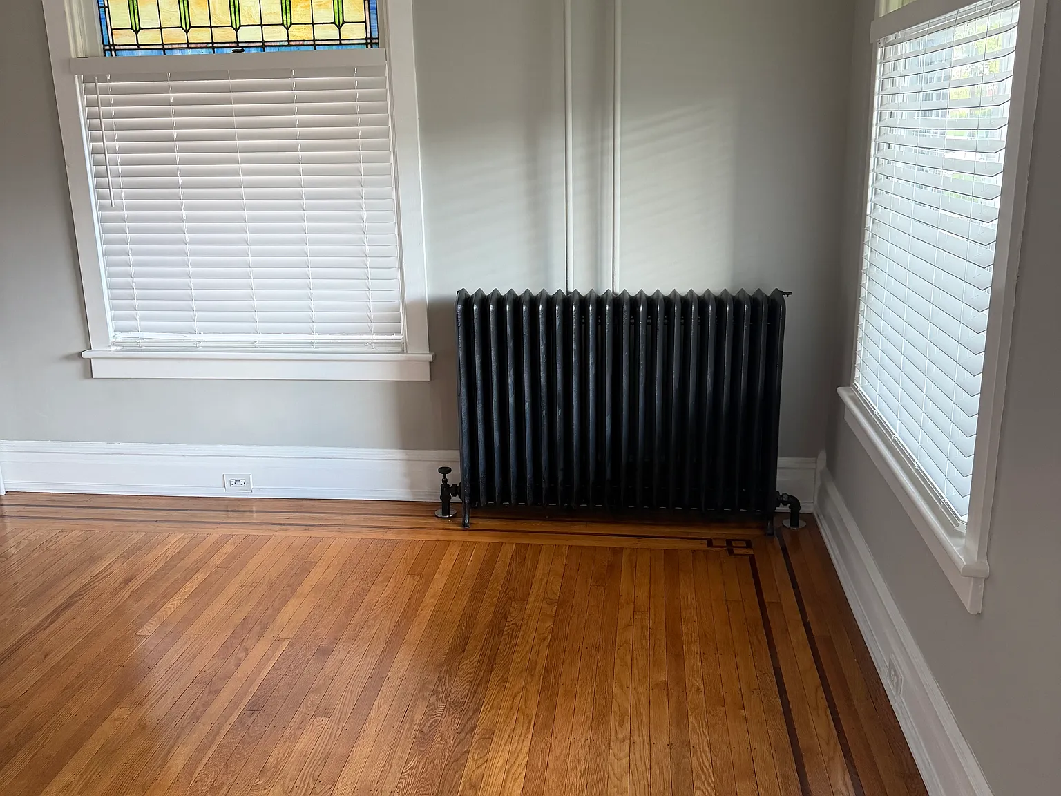 3 bed, 1284 sqft, $2,100 — Photo 3