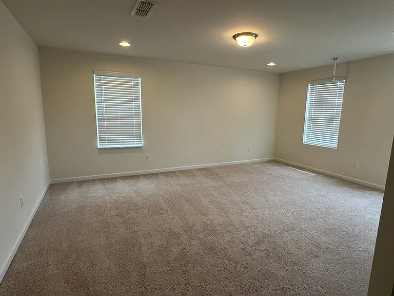 2865 Whitebirch Dr — Photo 8