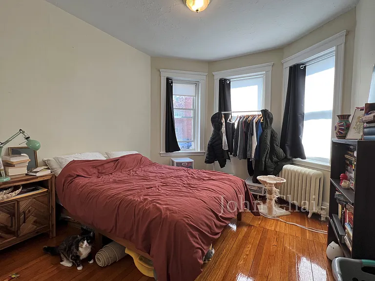 64 Woodstock Ave #14 — Photo 13