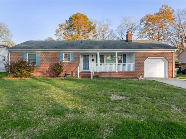 838 Isham Pl, Newport News, VA 23608