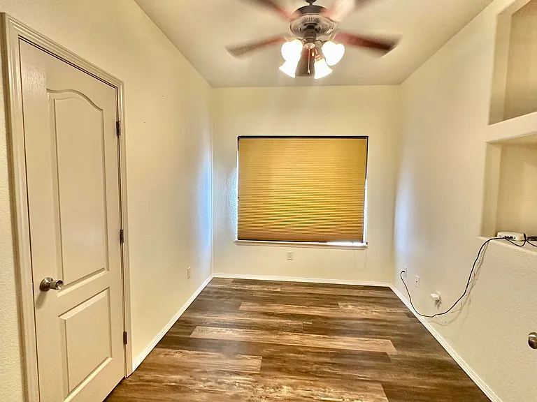 1104 San Miguel — Photo 12