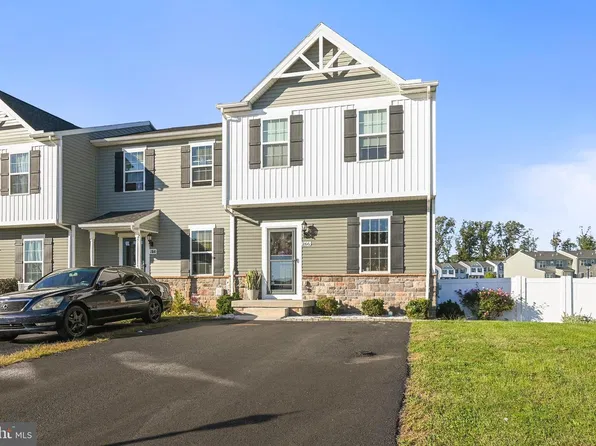 266 Homestead Dr, Hanover, PA 17331