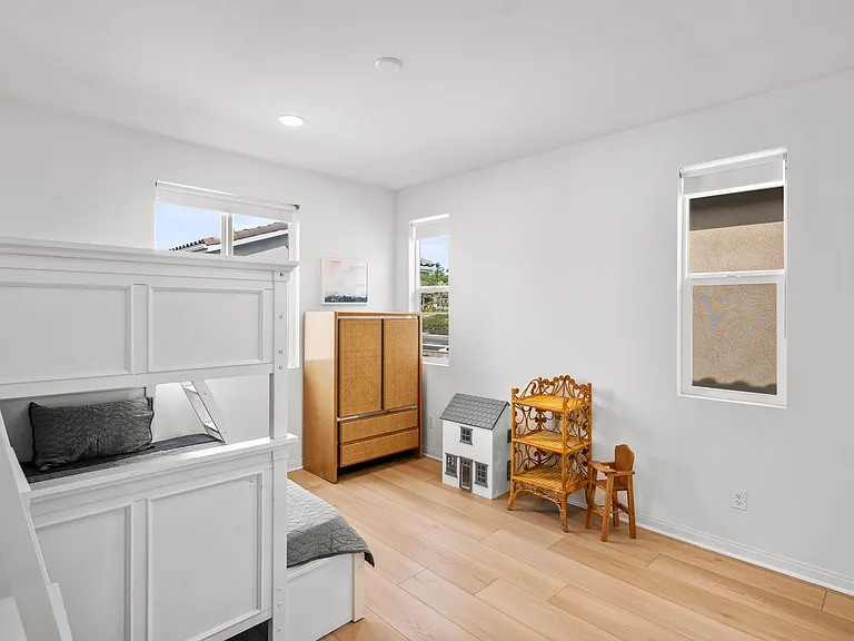 2612 Babaco St — Photo 28