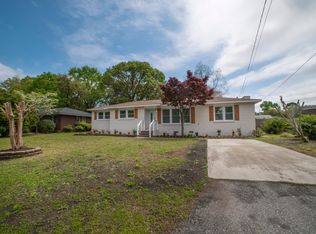 1332 Memory Ln, Charleston, SC 29407