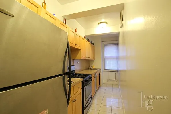 Rented by Hecht Group | media 25