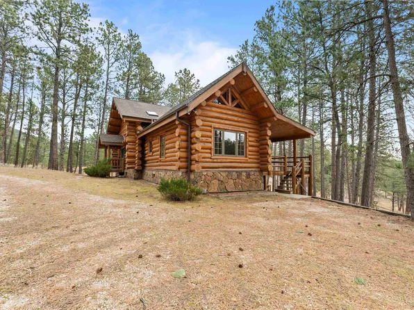 12265 Bavarian Ct, Custer, SD 57730