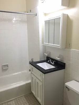 Rented by Whitestone Realty Group Inc | media 22