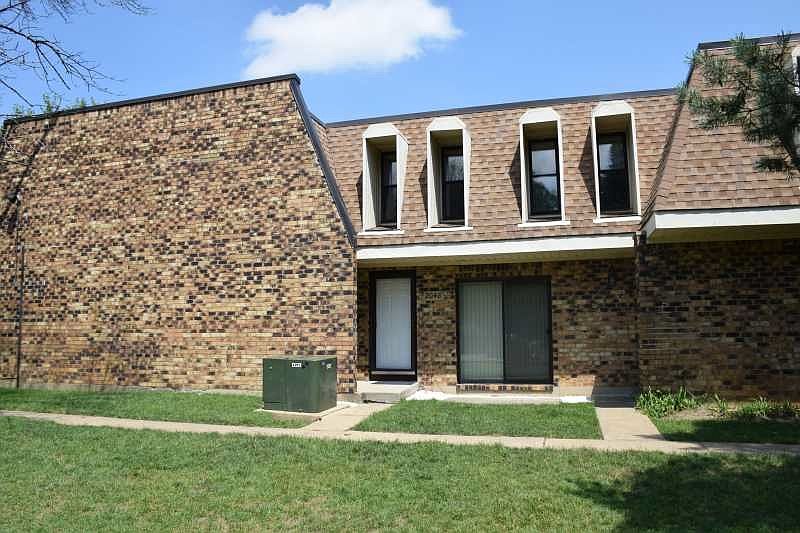 1st image of 2048 Country Club Dr