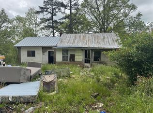 4820 Broad Run Rd, Letart, WV 25253