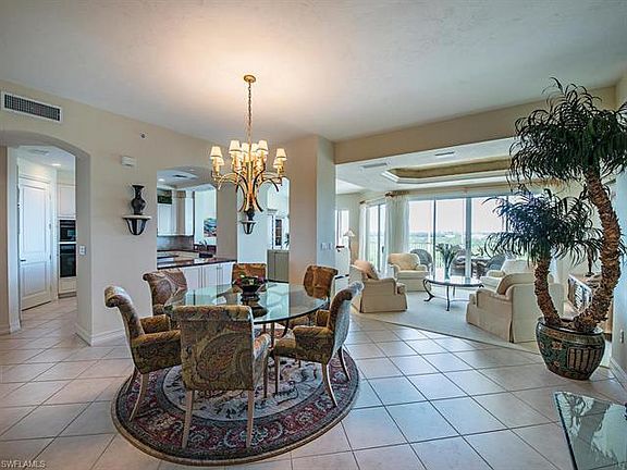 2nd image of 4801 Island Pond Ct Unit 404
