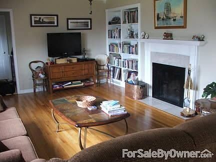 3rd image of 1611 Nixon Ct