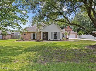 622 Bellevue Plantation Rd, Lafayette, LA 70503