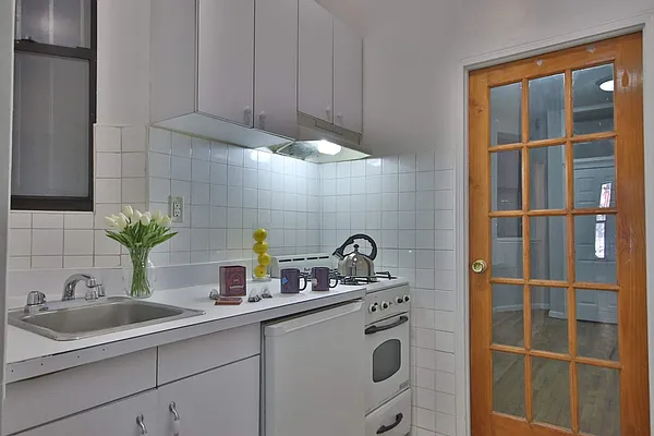 Rented by MetroNest | media 34