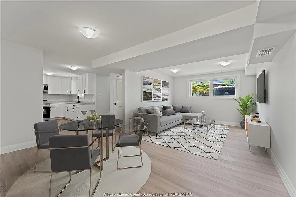 3 bed, $2,250 — Photo 1