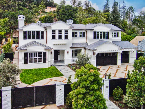 3737 Longridge Ave, Sherman Oaks, CA 91423