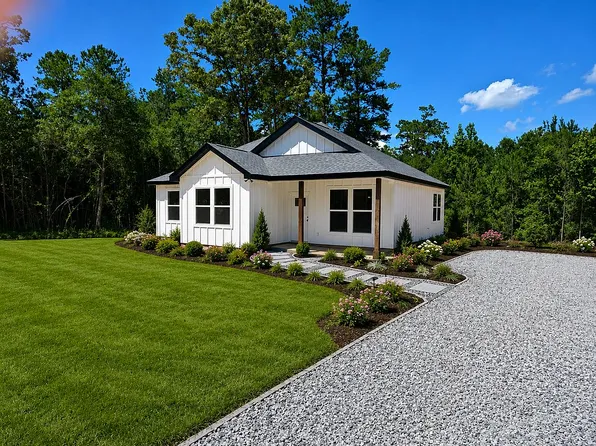 393 George Ford Rd, Carriere, MS 39426