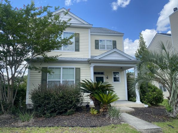 10 Bushwood Dr