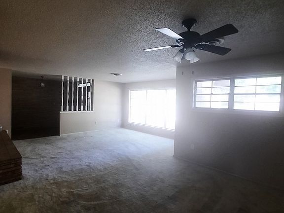 4th image of 546 Brookhollow Dr