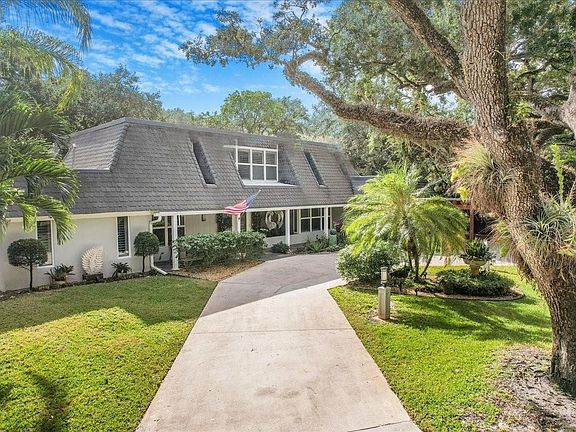 3rd image of 3920 SW 56th Court