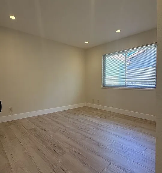 6324 Aquarius Ave — Photo 9