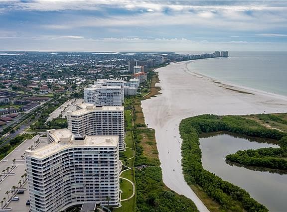 3rd image of 380 Seaview Ct APT 1708