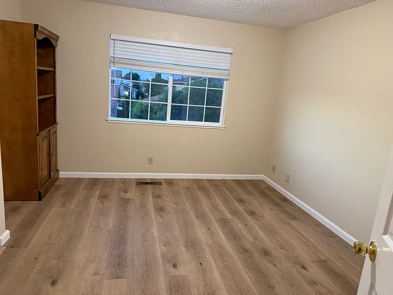 3277 Fallen Oak Ct — Photo 18
