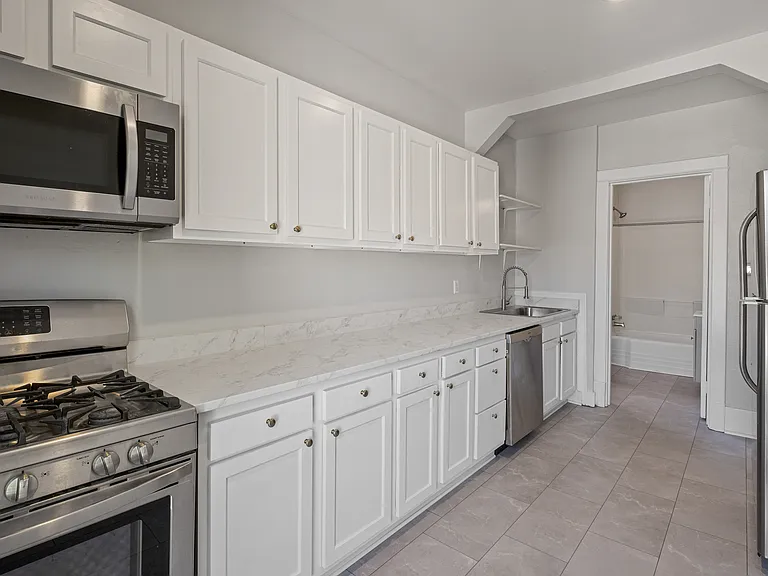 315 Logan St SE #2 — Photo 14