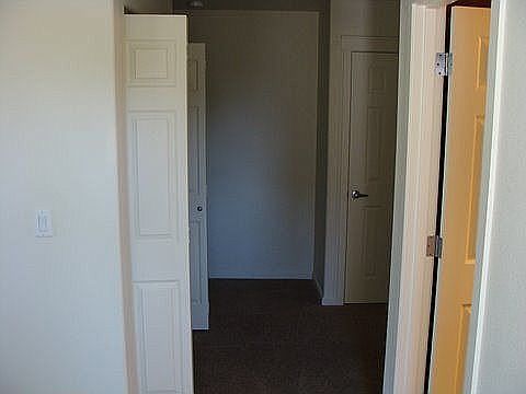 hallway to bedrooms