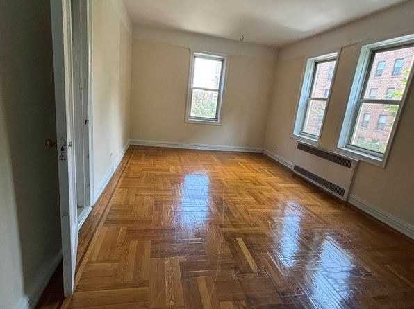 65-15 38th Ave #2P
