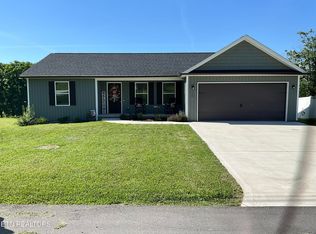 110 Willow Grace Ln, Maynardville, TN 37807