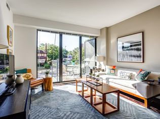 1717 Ridge Ave APT 507, Evanston, IL 60201