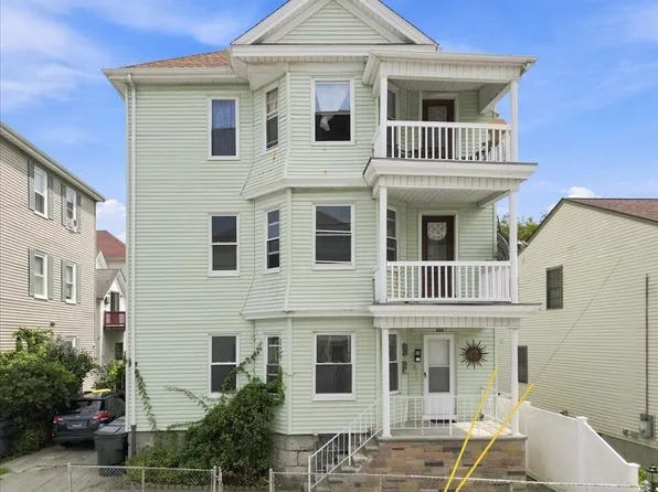 121 Almy St, Fall River, MA 02720