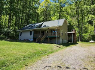 110 Elevacres Rd, Leicester, NC 28748