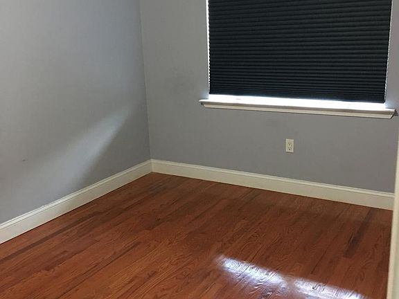 4th image of 112 Bodine St #2F