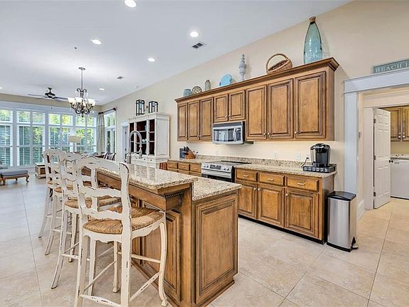 3rd image of 800 Ocean Blvd Unit 108