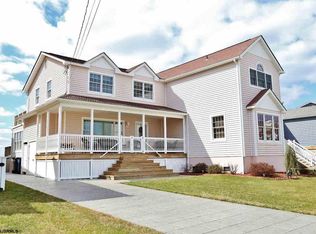 532 W Shore Dr, Brigantine, NJ 08203