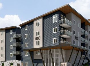 500 32nd St #404, Bellingham, WA 98225