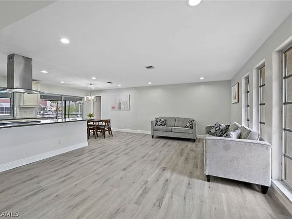 5th image of 5218 SW 11th Pl