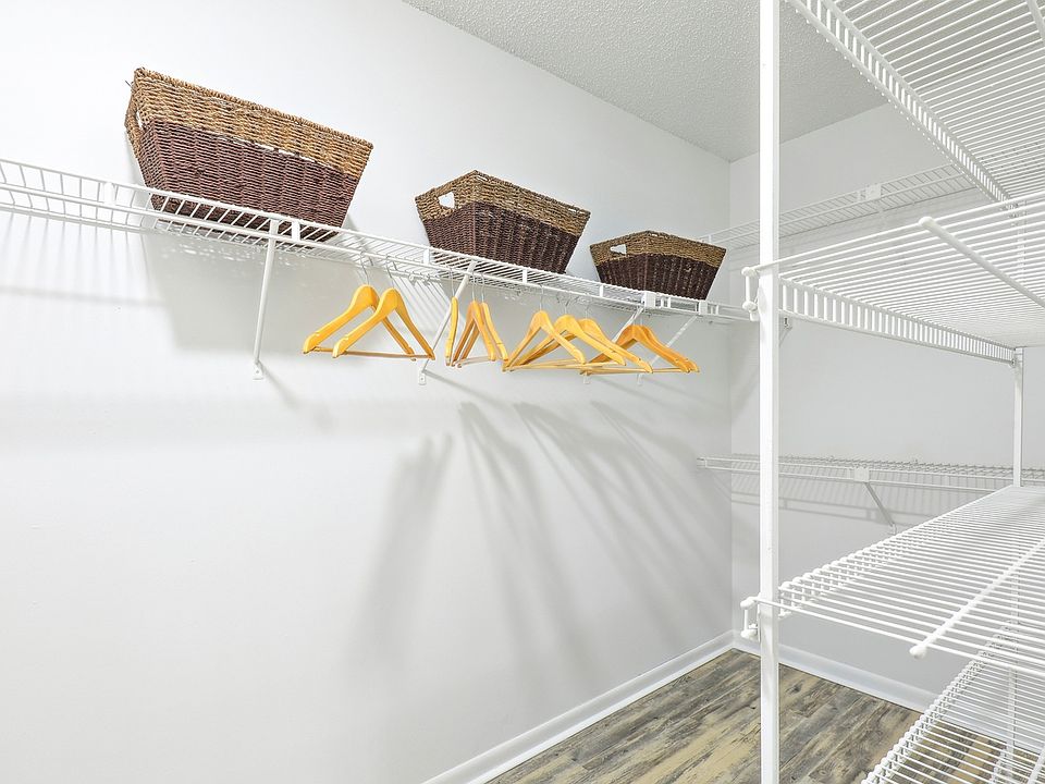 Elliot Cocoplum Interior