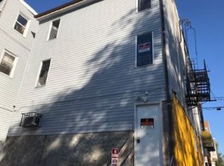 94 Mercer St, Paterson, NJ 07524